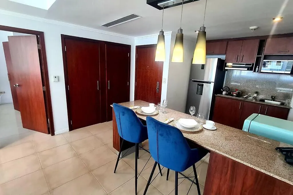 Apartment Suite Jacuzzi Vista Rio Junto Hotel Wyndham 1 Guayaquil
